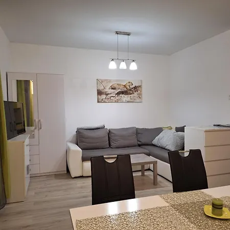Apartment Lona Flat *