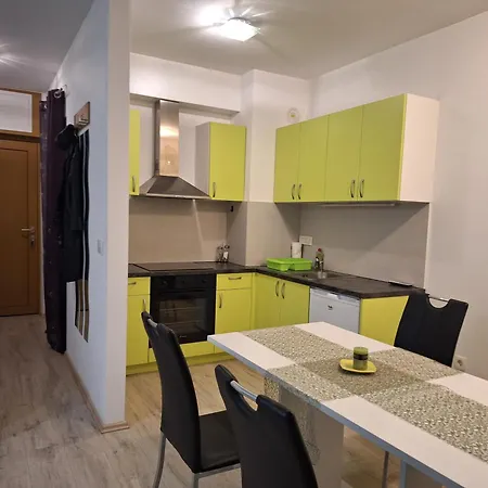 Lona Flat Apartament